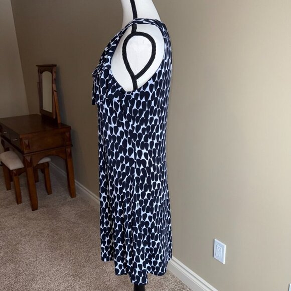 Enfocus Studio black and white sleeveless summer dress with ruffles on bodice - Picture 4 of 11